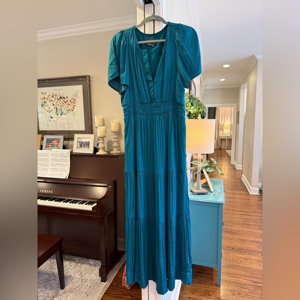 Elegant Teal Maxi Dress